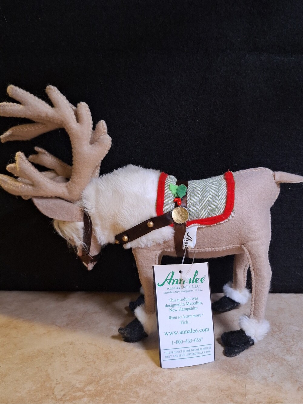 Annalee Bin Alpine Reindeer Winter Seasonal Figurine 450413 Tweed Saddle Harness